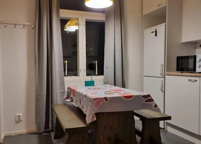 Pispalan Helmi - Koti Naekoealalla 탐페레